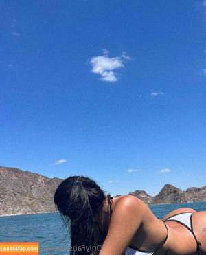 paula_flores photo #0244