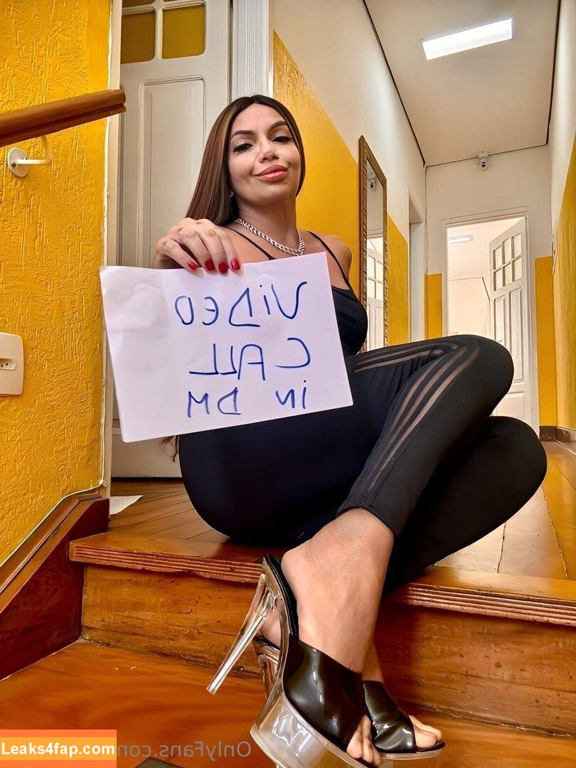 paula013 /  leaked photo photo #0115