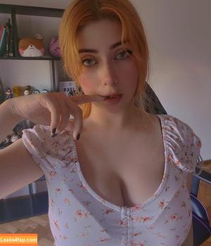 paulaeal photo #0005