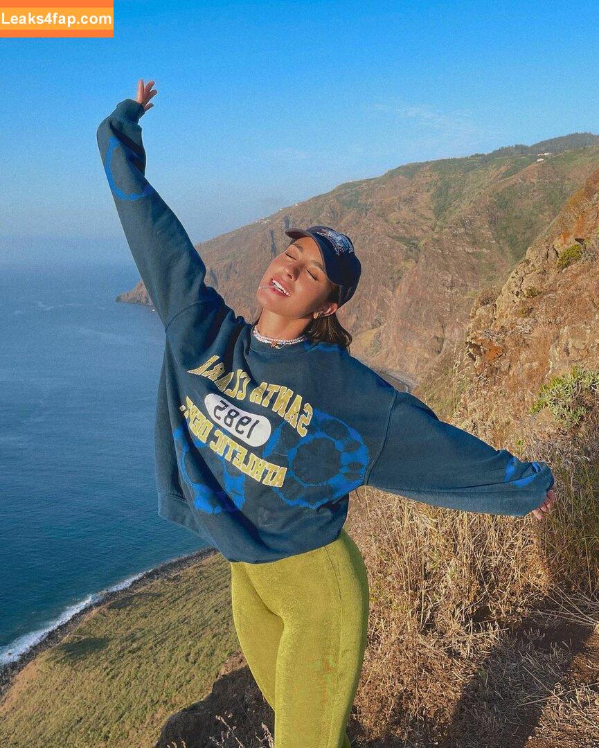 paulagonu / vicky_de_levine leaked photo photo #0006