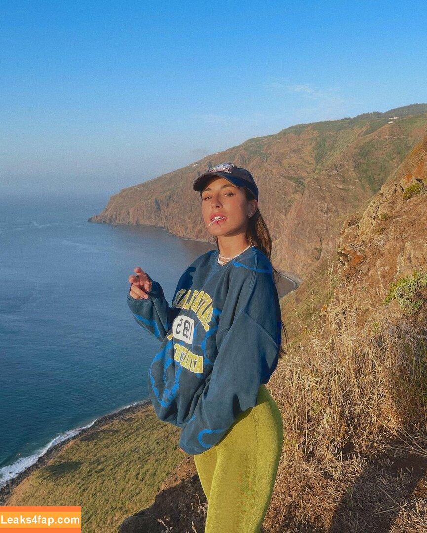 paulagonu / vicky_de_levine leaked photo photo #0008