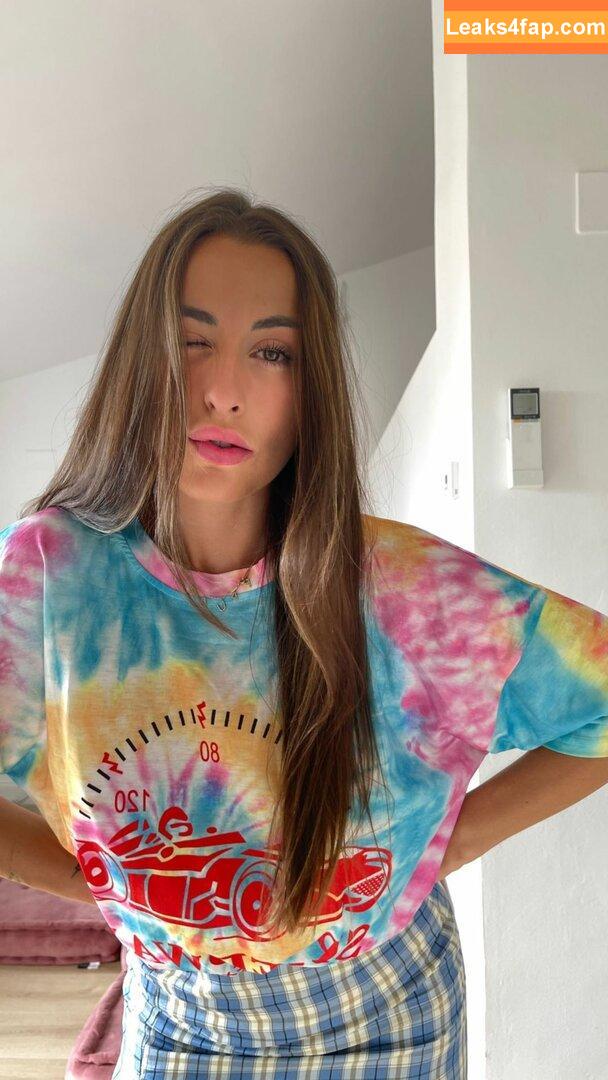 paulagonu / vicky_de_levine leaked photo photo #0017