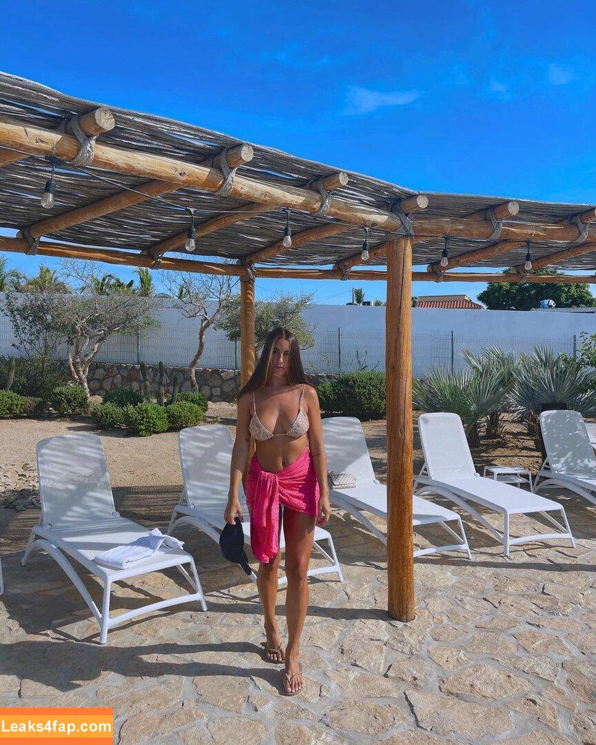 paulagonu / vicky_de_levine leaked photo photo #0044