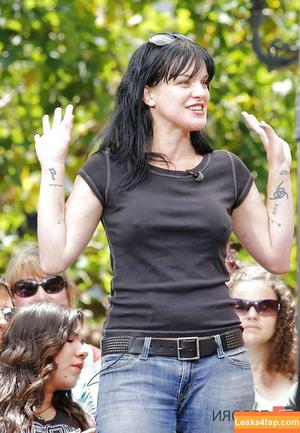 Pauley Perrette photo #0013