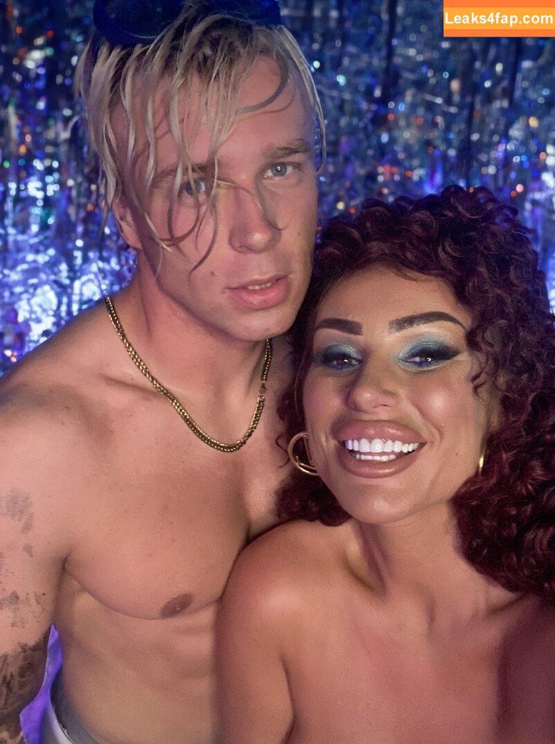 Paulina Fok /  leaked photo photo #0008