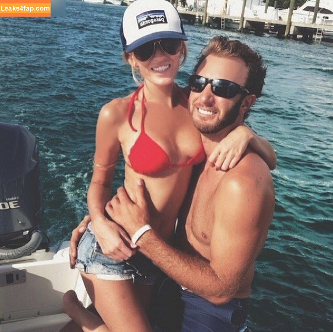 Paulina Gretzky / paulinagretzky leaked photo photo #0052