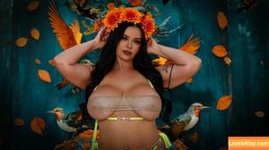 Payton Preslee photo #1317