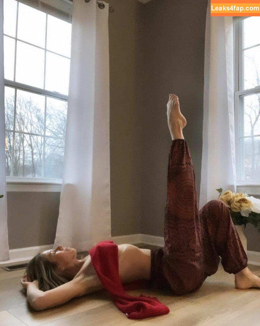 Peacefulfit / melissaluvsu leaked photo photo #0136