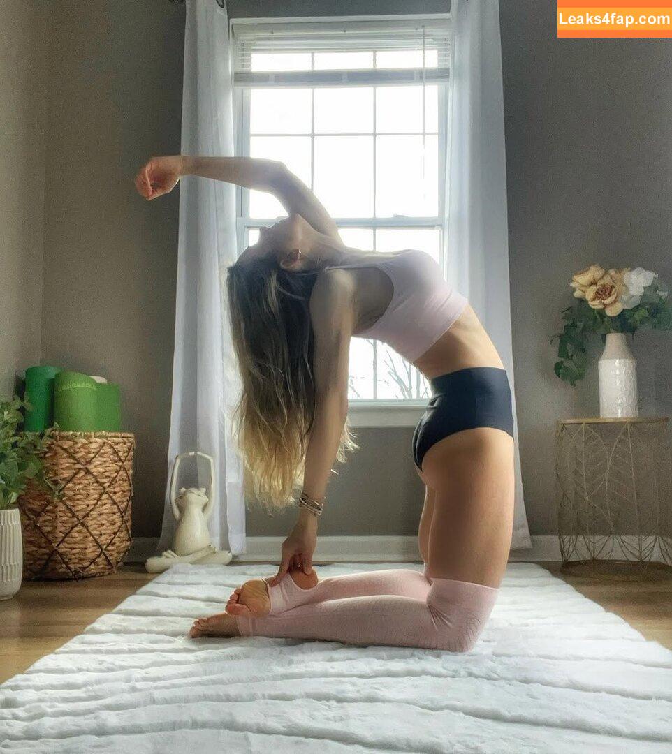 Peacefulfit / melissaluvsu leaked photo photo #0366