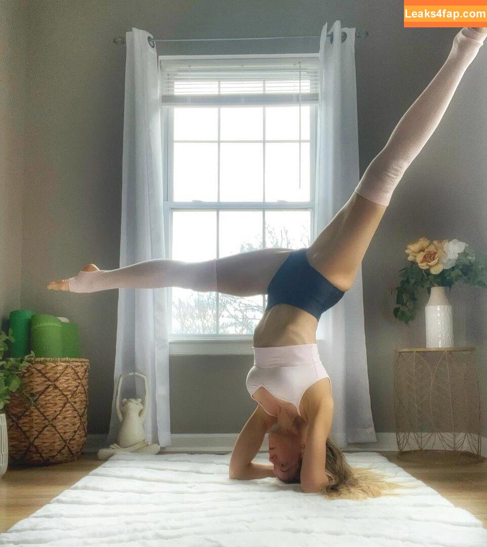 Peacefulfit / melissaluvsu leaked photo photo #0367