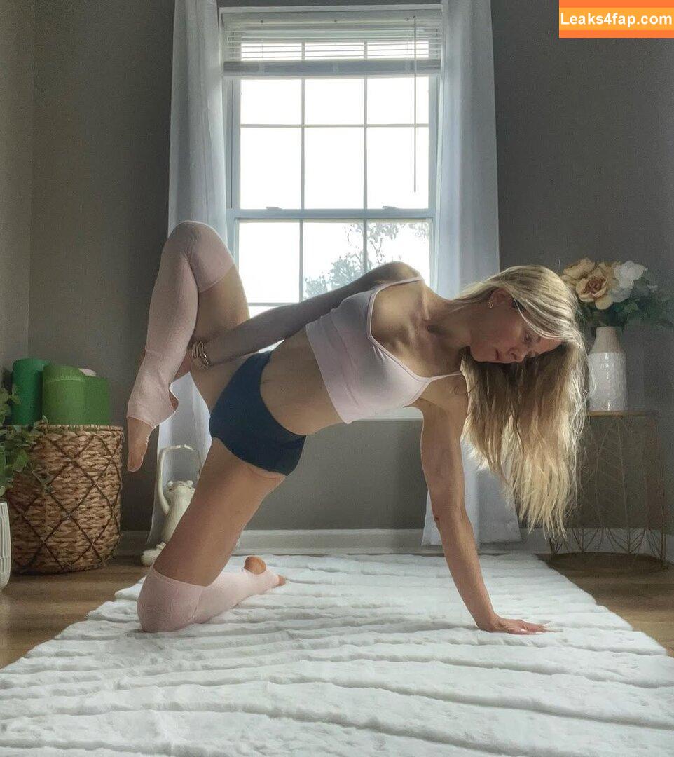 Peacefulfit / melissaluvsu leaked photo photo #0371
