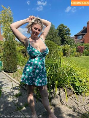 peachnmelonsfree photo #0001