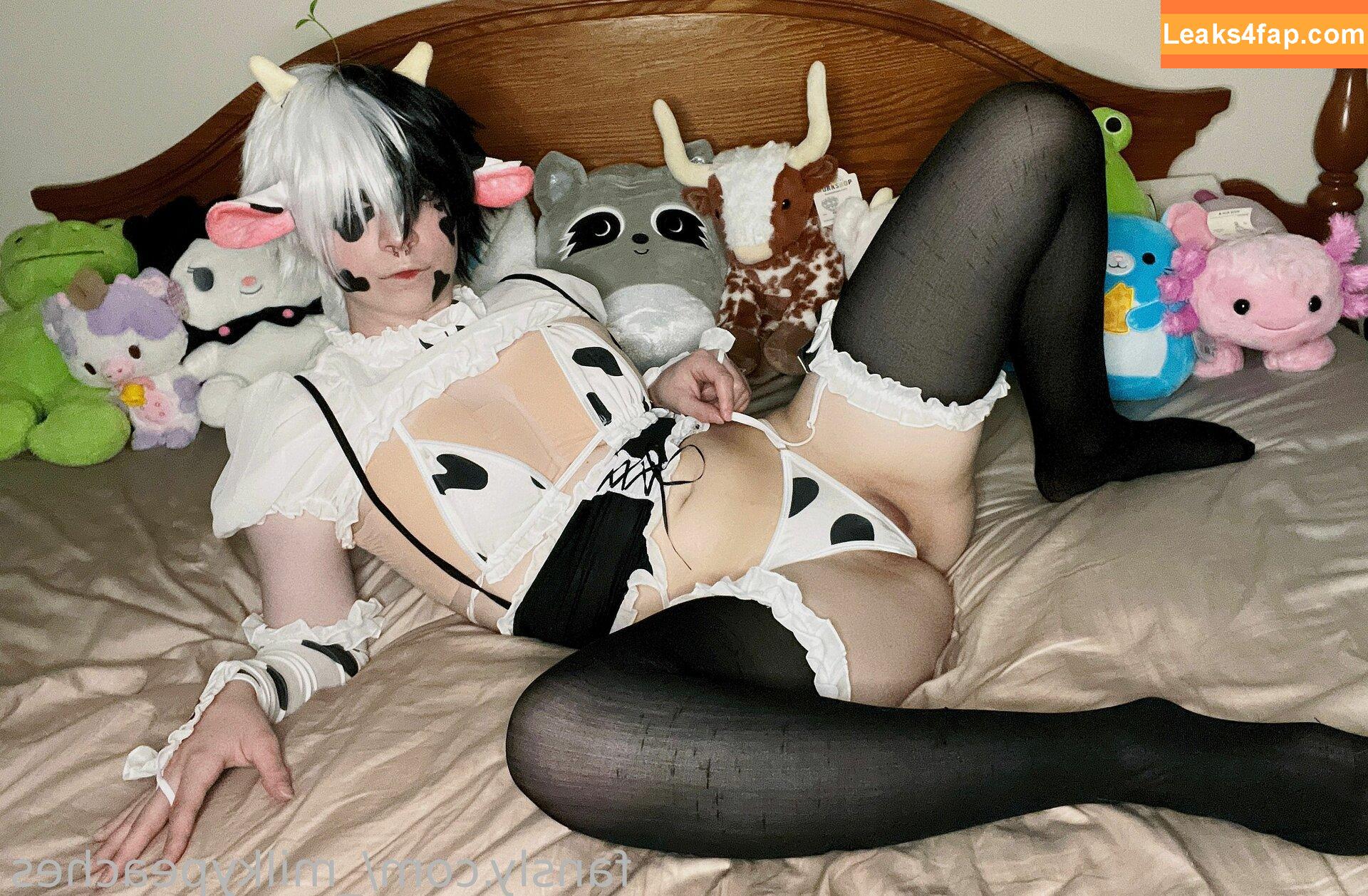 _PeachPawz / _milkypeaches leaked photo photo #0005