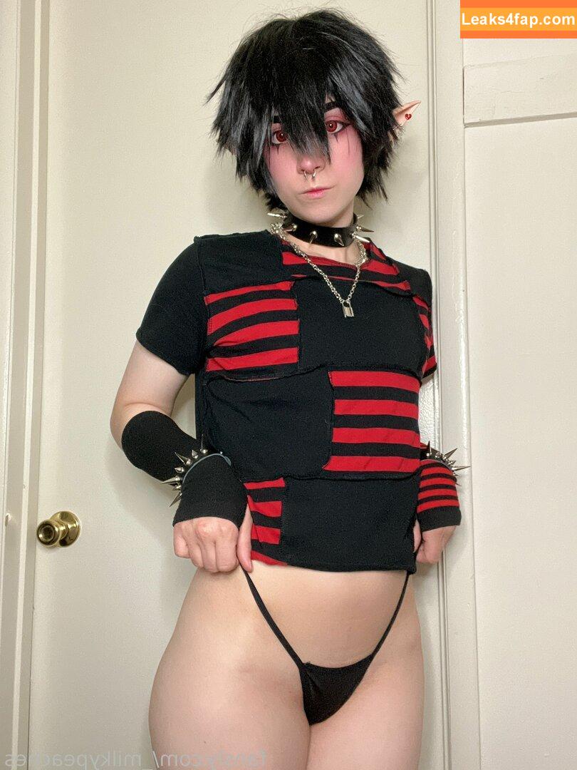_PeachPawz / _milkypeaches leaked photo photo #0046