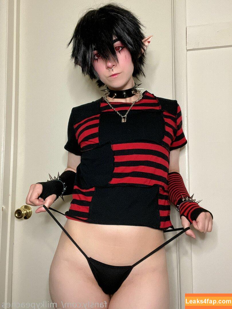 _PeachPawz / _milkypeaches leaked photo photo #0050