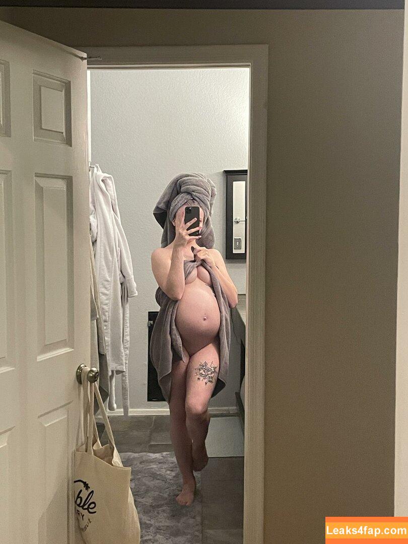 PeachyShea / peachysheaa leaked photo photo #0001