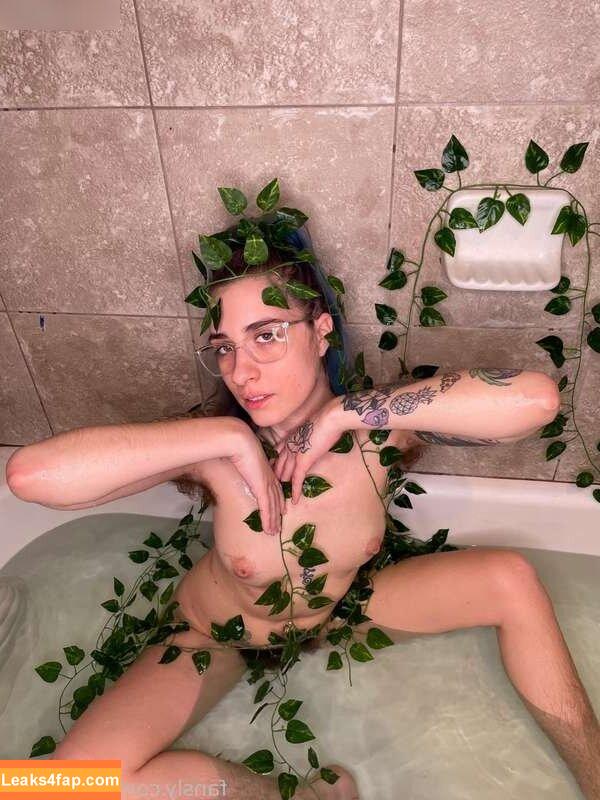 Pearl Sage - Hairy Queen /  leaked photo photo #0345