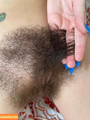 Pearl Sage - Hairy Queen photo #0158