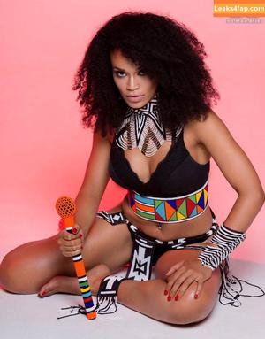 Pearl Thusi photo #0102