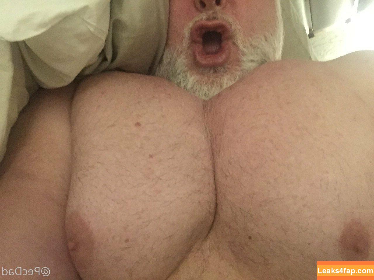 pecdad /  leaked photo photo #0065