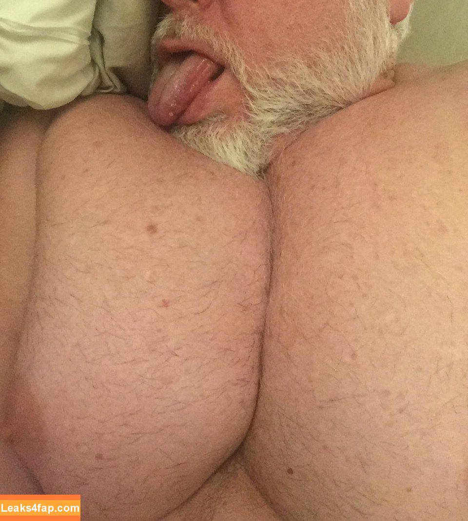 pecdad /  leaked photo photo #0068