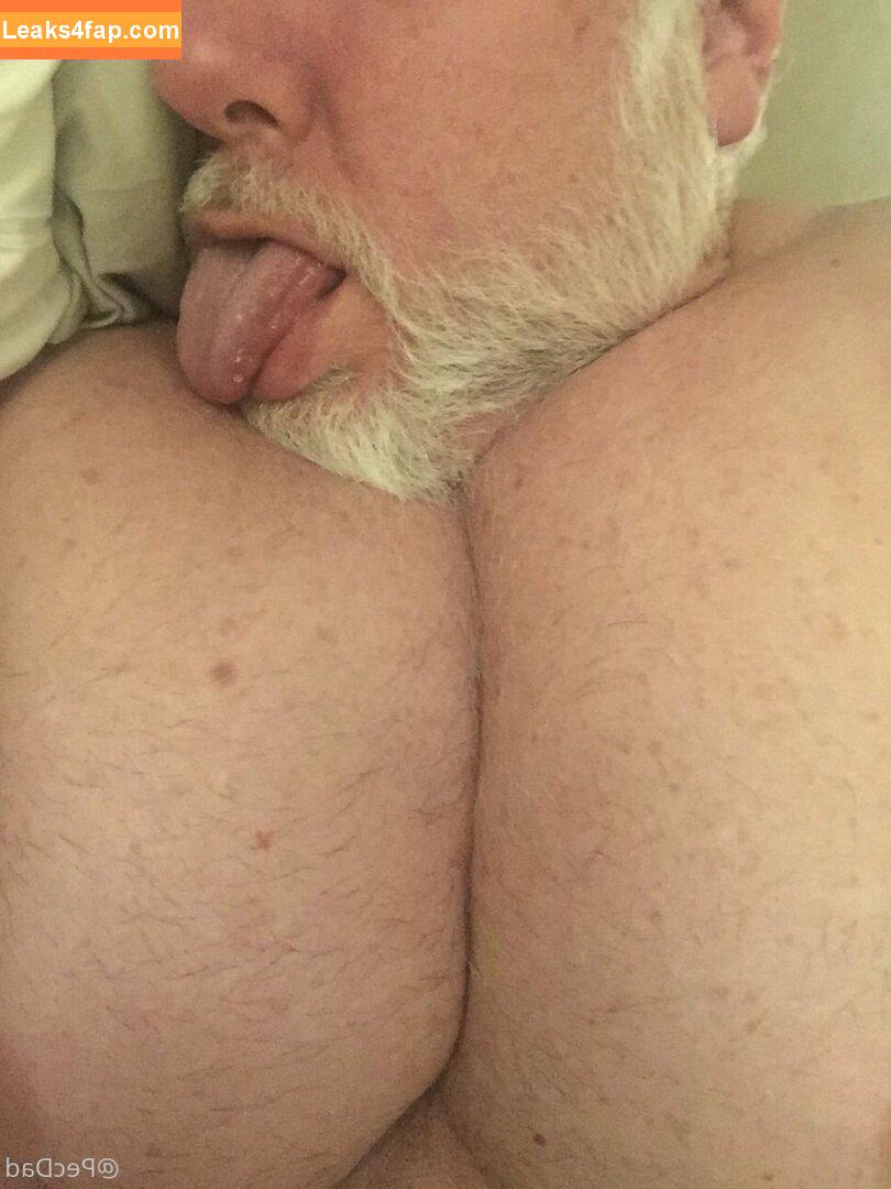 pecdad /  leaked photo photo #0069