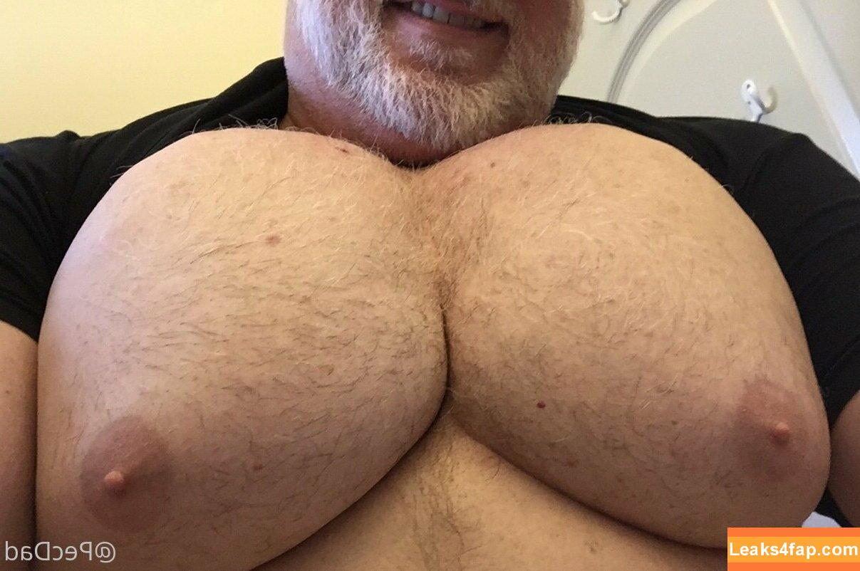 pecdad /  leaked photo photo #0074