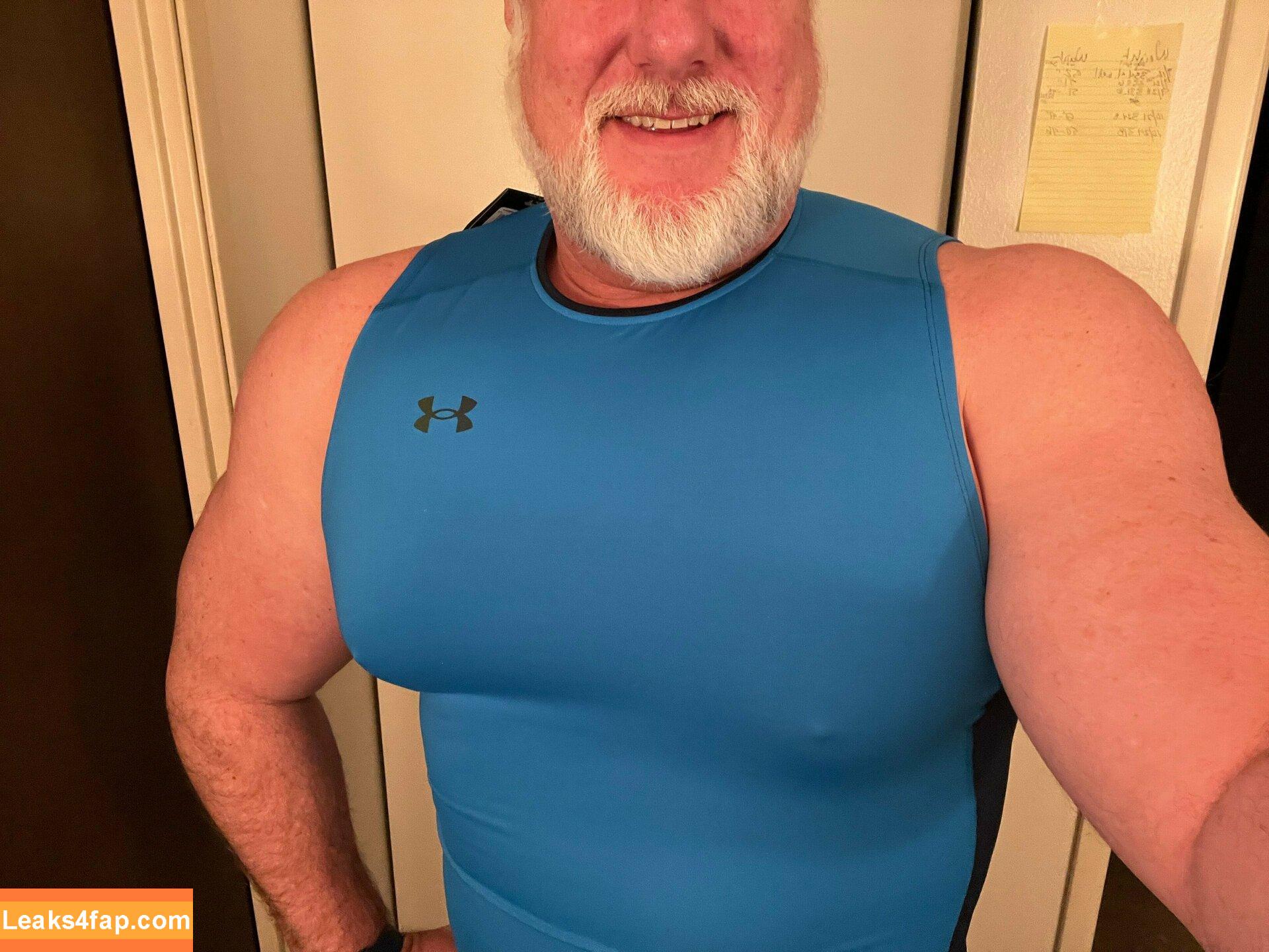 pecdad /  leaked photo photo #0087