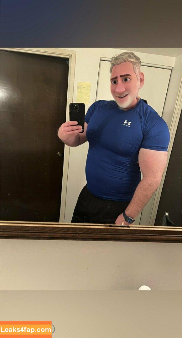 pecdad /  leaked photo photo #0090