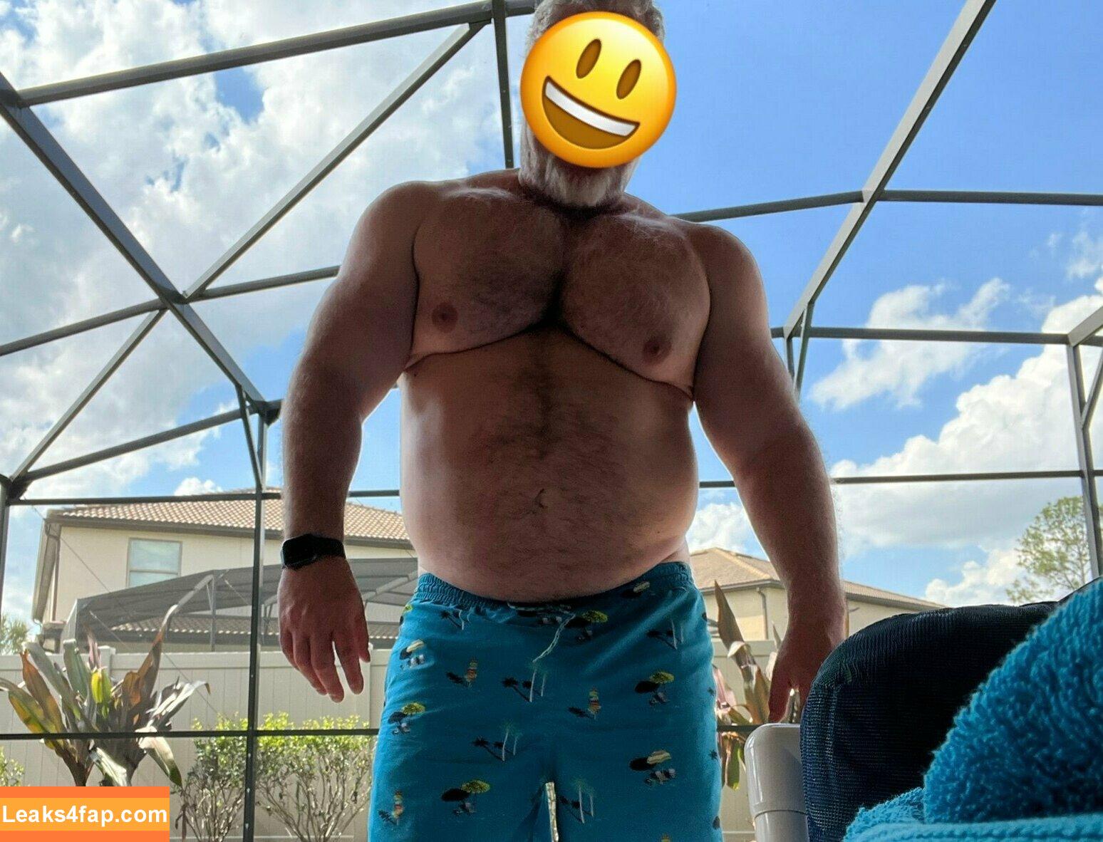 pecdad /  leaked photo photo #0110