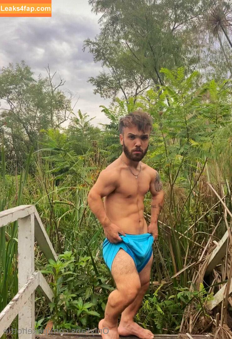 pekehottie / pinokehoe leaked photo photo #0092