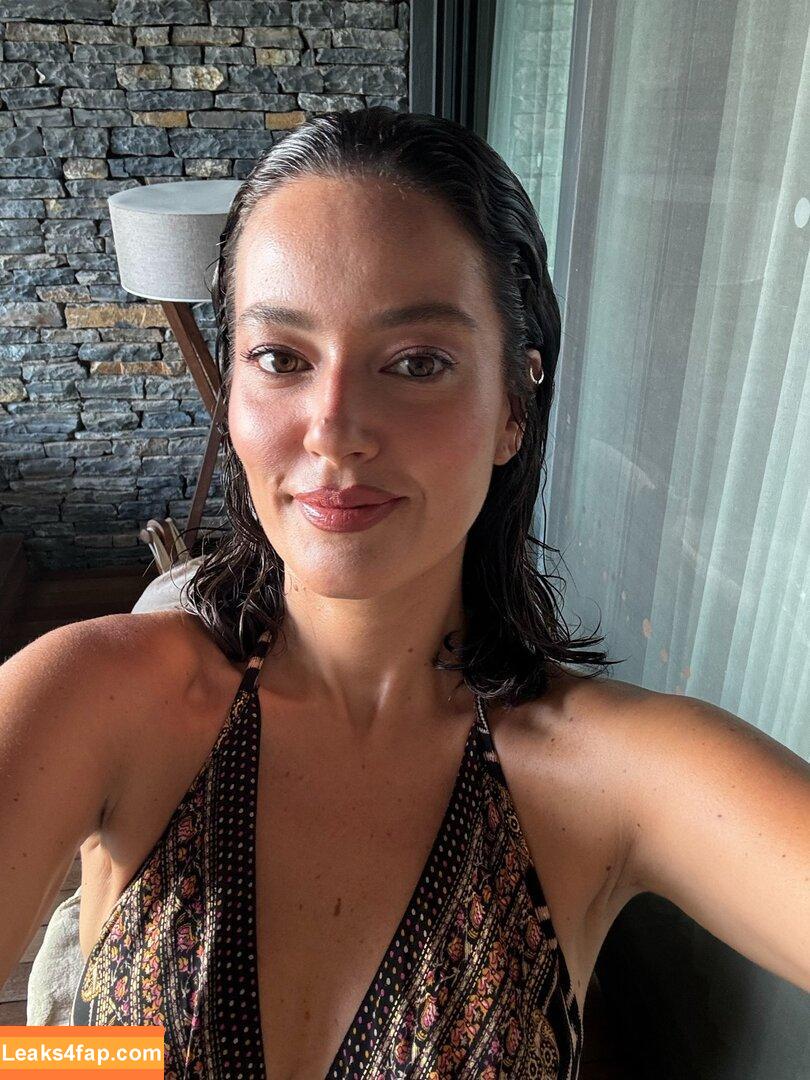 Pelin Akil / pelinakil leaked photo photo #0008