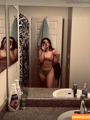 Penelope_skies photo #0002
