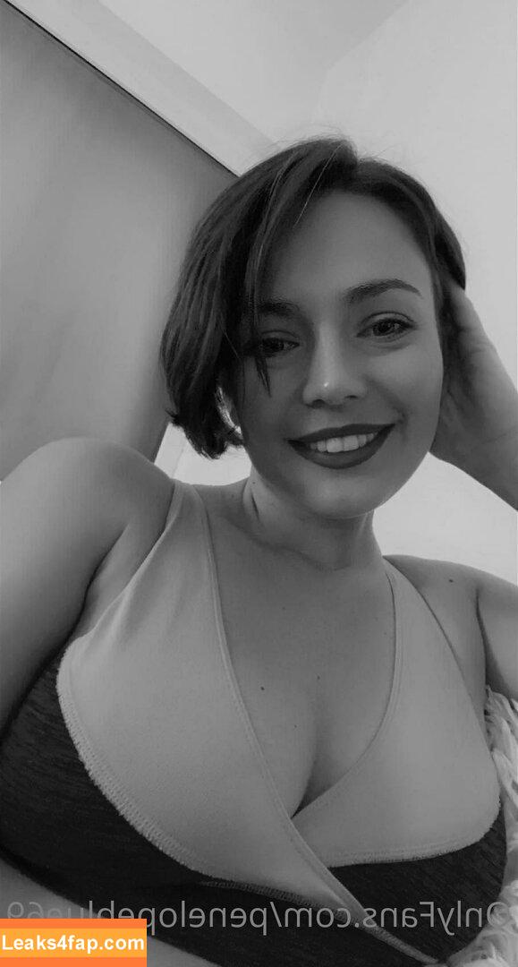 penelopeblue69 / penelopecruzoficial leaked photo photo #0048