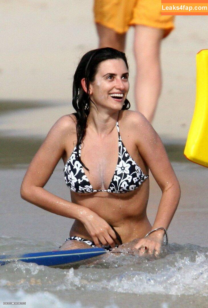 Penélope Cruz / PenelopeCruzOfi / penelopecruzoficial leaked photo photo #0085