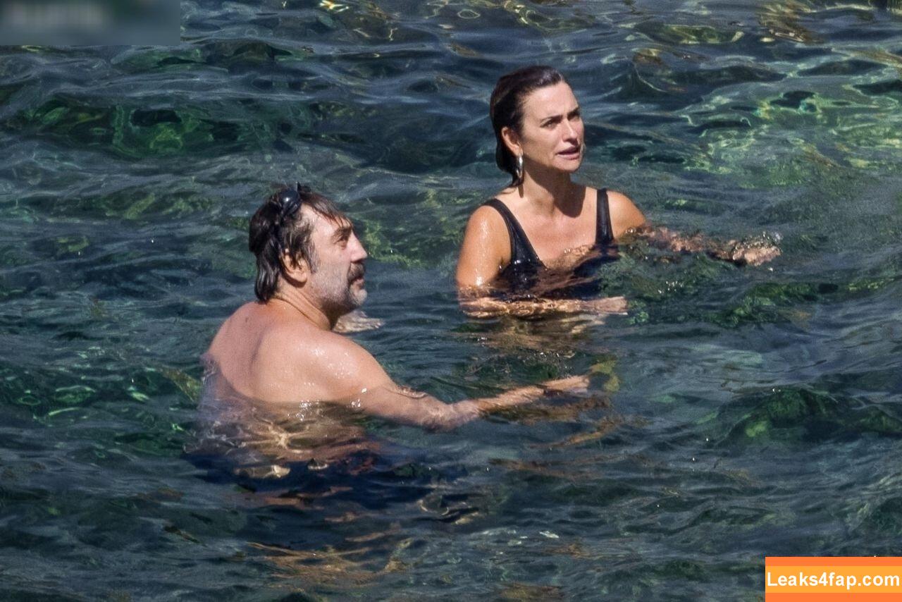 Penélope Cruz / PenelopeCruzOfi / penelopecruzoficial leaked photo photo #0220