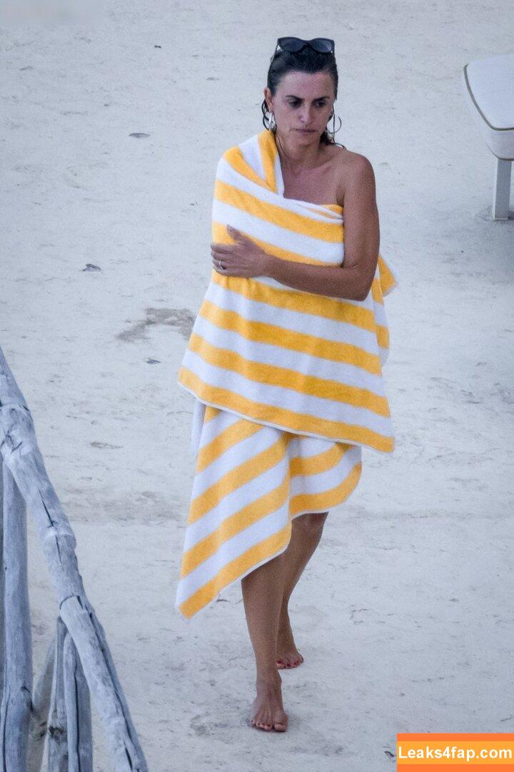 Penélope Cruz / PenelopeCruzOfi / penelopecruzoficial leaked photo photo #0228