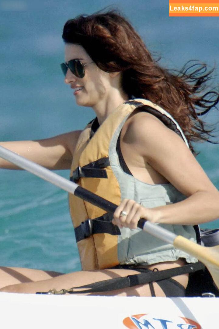 Penélope Cruz / PenelopeCruzOfi / penelopecruzoficial leaked photo photo #0229