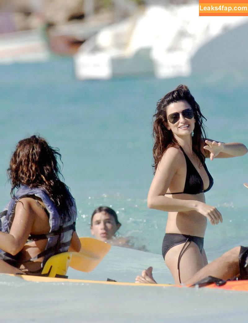Penélope Cruz / PenelopeCruzOfi / penelopecruzoficial leaked photo photo #0237