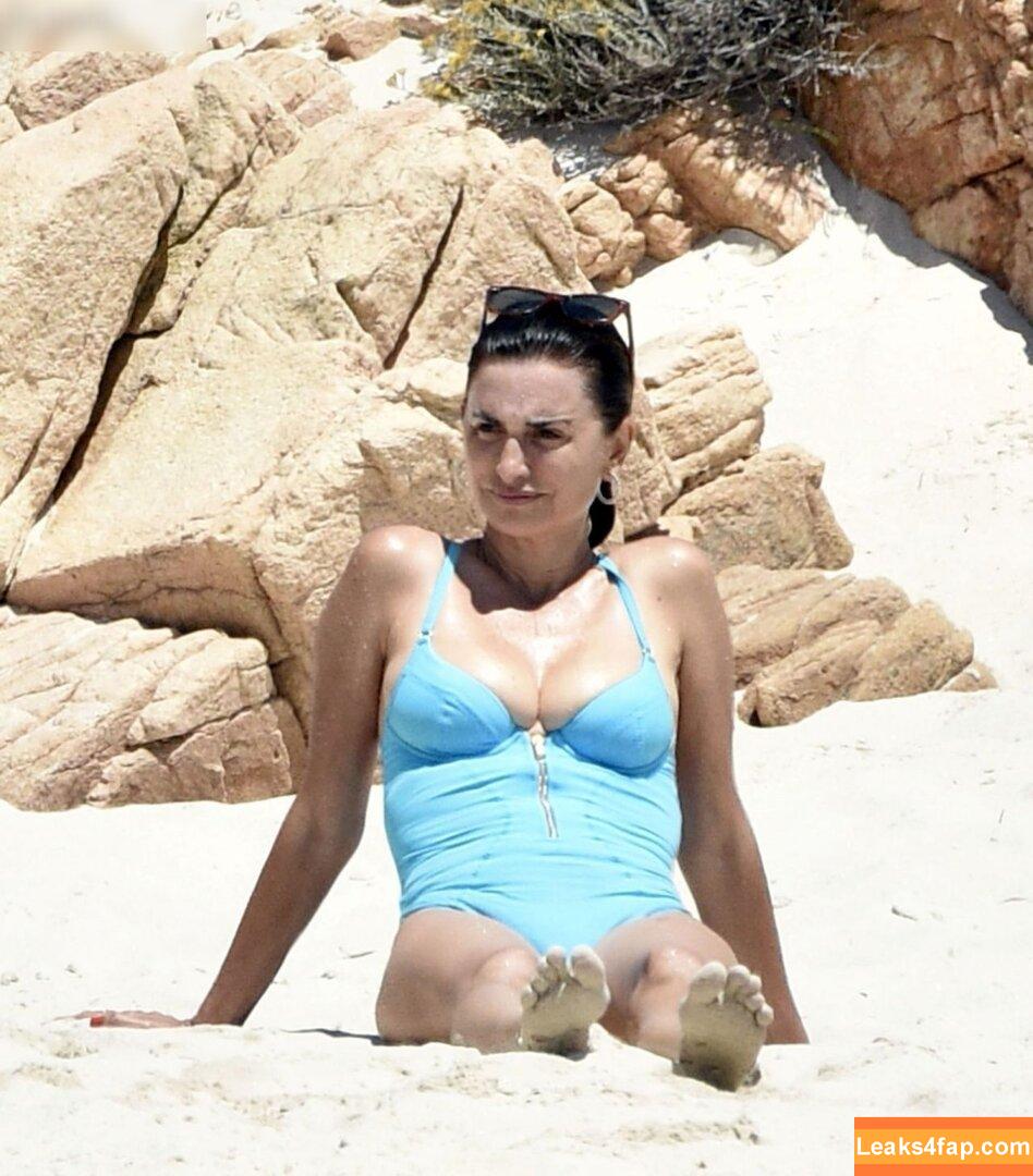Penélope Cruz / PenelopeCruzOfi / penelopecruzoficial leaked photo photo #0292