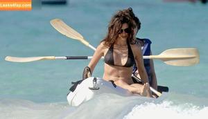 Penélope Cruz photo #0236