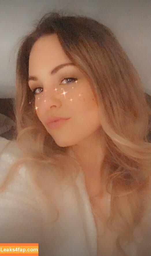 PennieGold / penniegoldxxx leaked photo photo #0001
