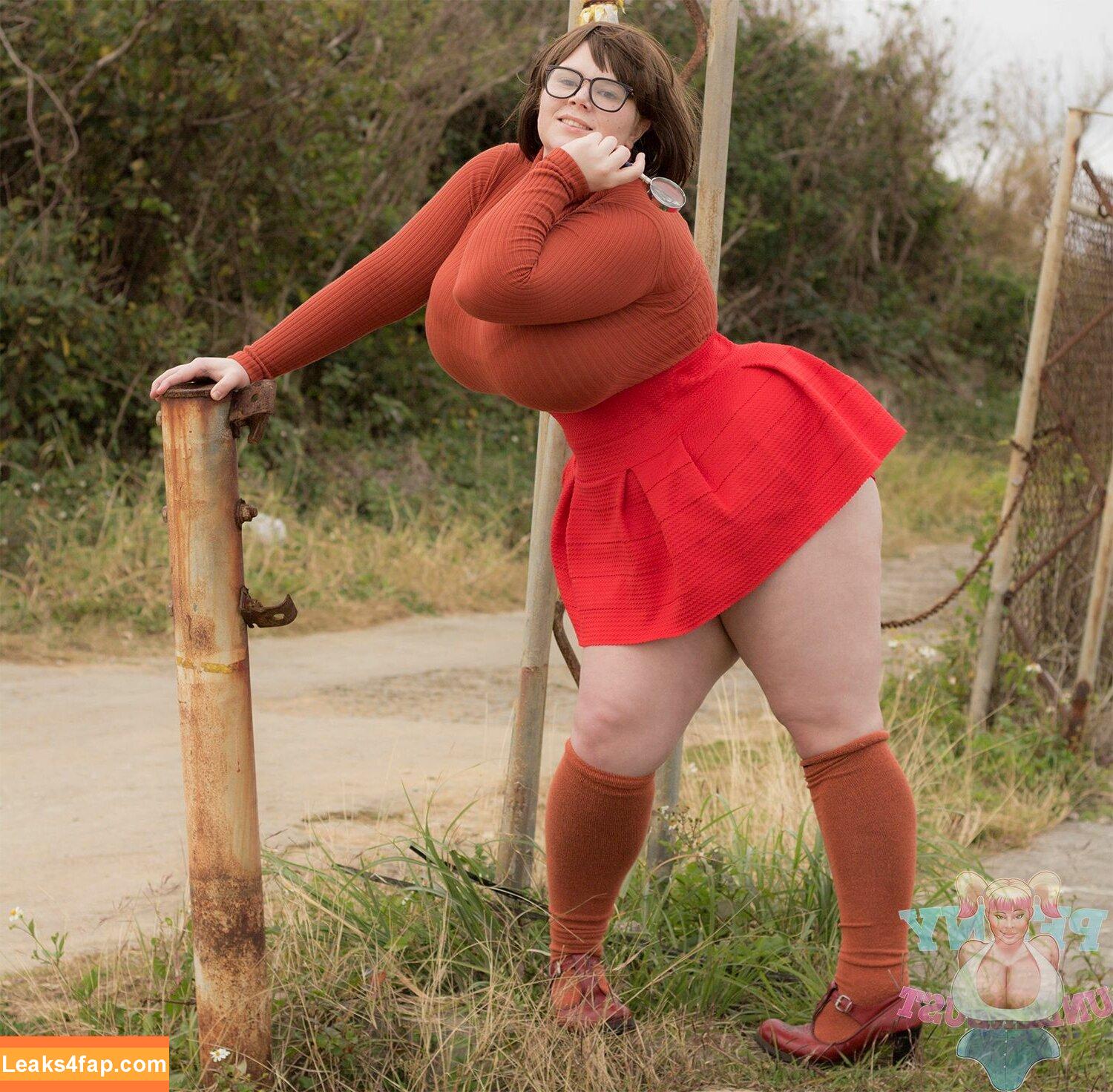 Penny Brown / Penny_Underbust / underbust leaked photo photo #0156