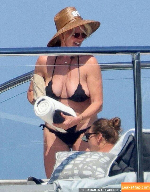 Penny Lancaster / penny.lancaster leaked photo photo #0024