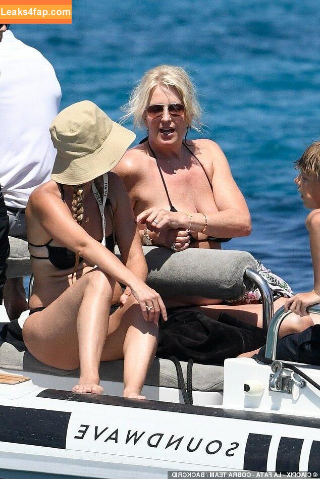 Penny Lancaster / penny.lancaster leaked photo photo #0029