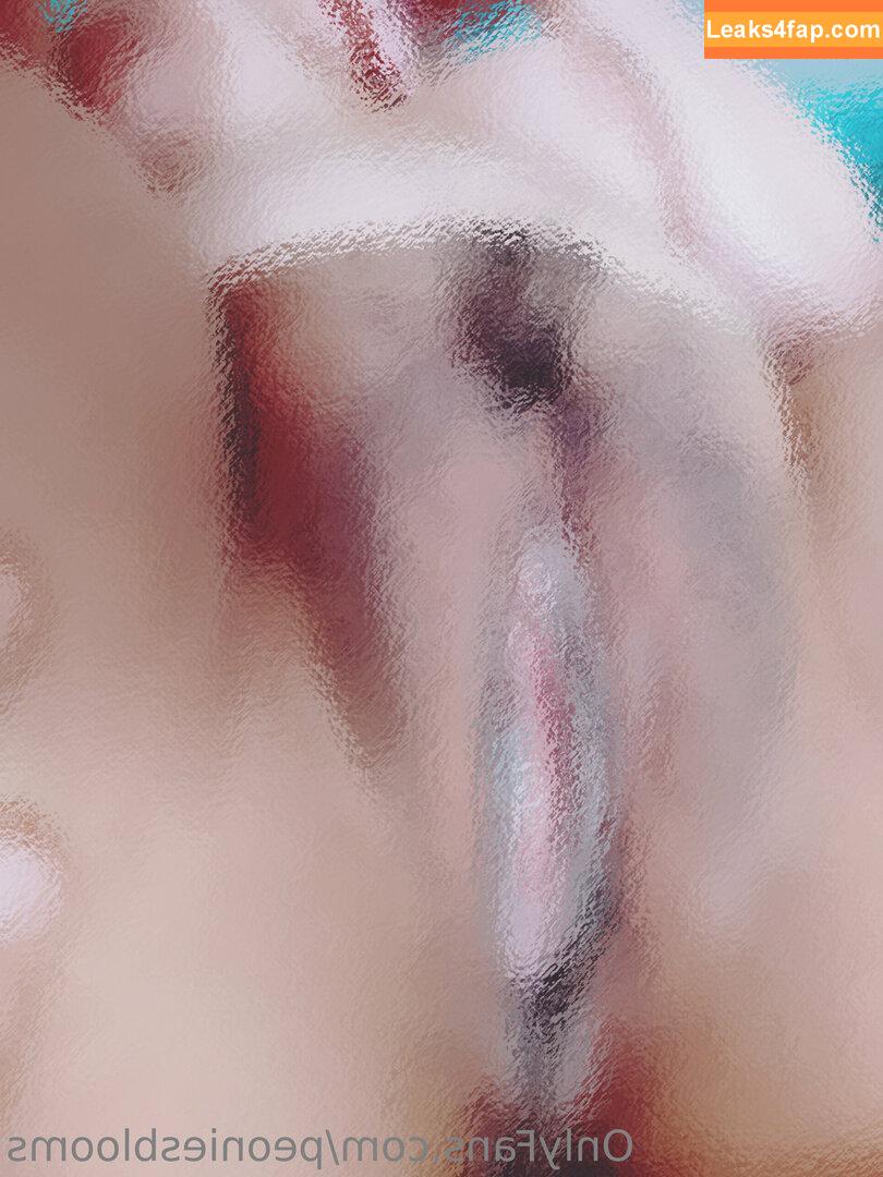 peoniesblooms /  leaked photo photo #0003