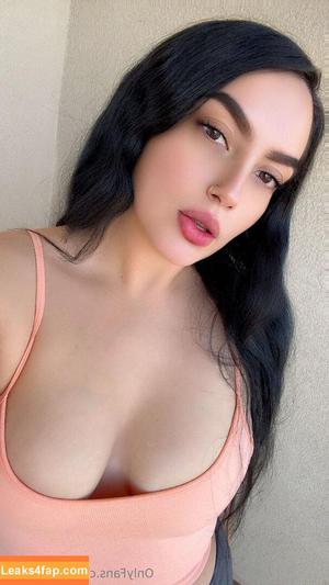 Perla Lucero photo #0014