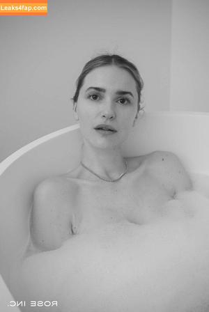 Pernille photo #0020