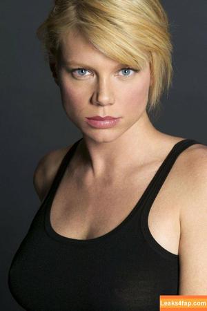 Peta Wilson photo #0011