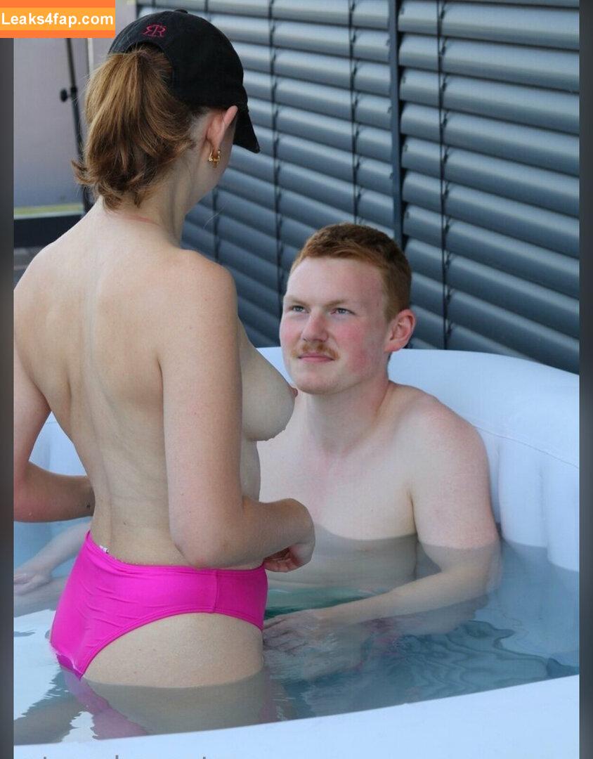 PeterundRenate /  leaked photo photo #0005